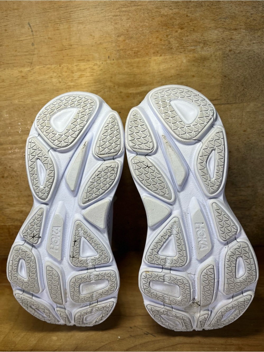 Hoka One One Bondi 8 REFLECTIVE Womens Size 9 Running Shoes Sneakers White - Picture 8 of 12